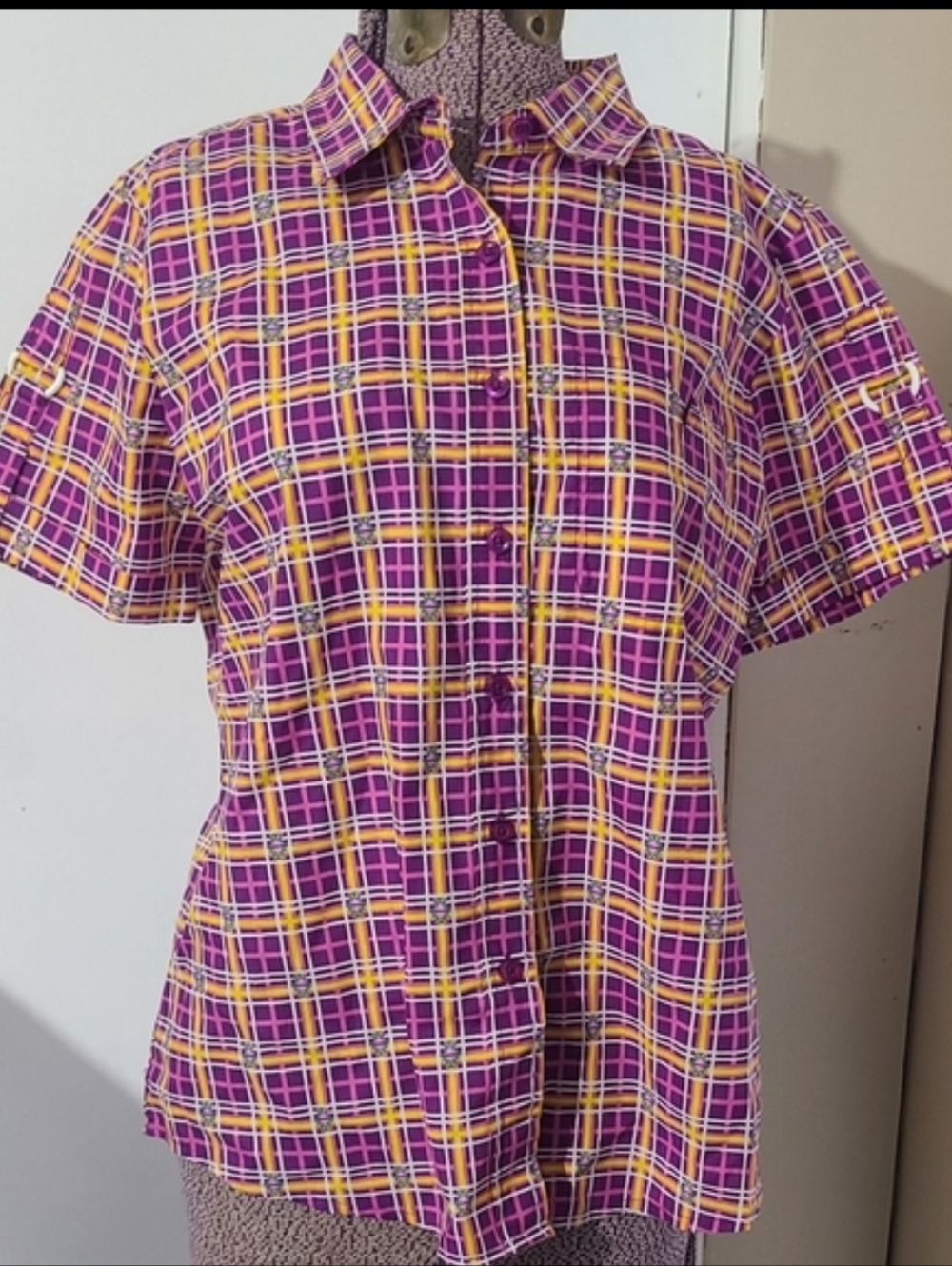 Adrian Delafield Short Sleeve Button Down blouse Plaid Print Size Medium